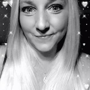 Meet your Posher, Casandra